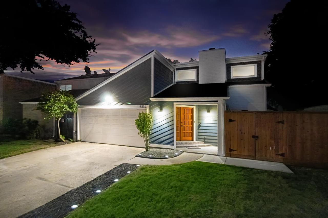 Open Airy Custom Designed Home - 2Kings - Sleeps 14 Houston Dış mekan fotoğraf