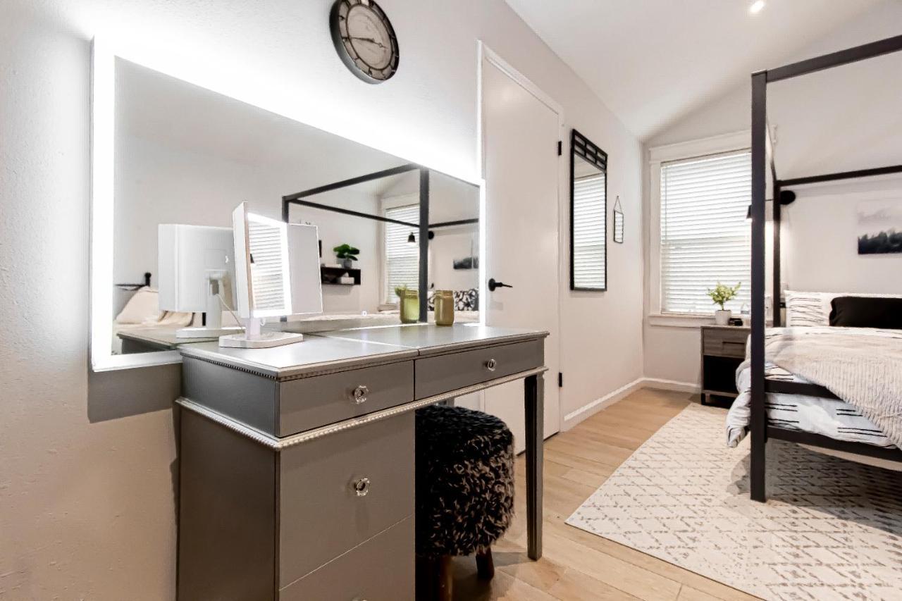 Open Airy Custom Designed Home - 2Kings - Sleeps 14 Houston Dış mekan fotoğraf