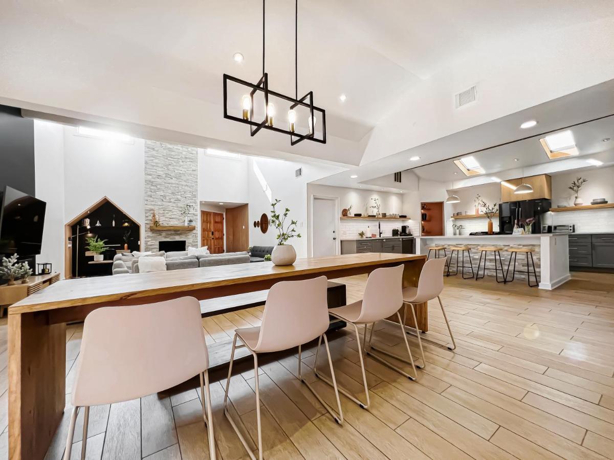 Open Airy Custom Designed Home - 2Kings - Sleeps 14 Houston Dış mekan fotoğraf
